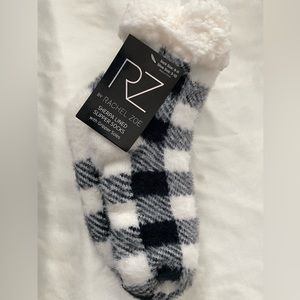 NWT RZ by Rachel Zoe Sherpa Lined Slipper Socks